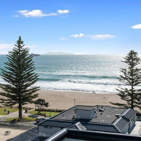 Superb Elevated Views Of Harbour With Heated Pool, Gym & Parking Appartement Mount Maunganui Buitenkant foto